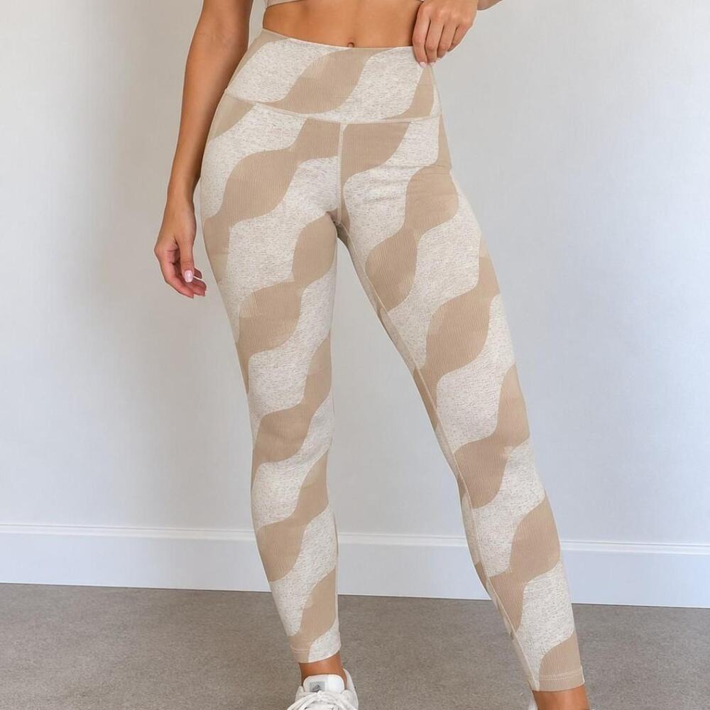 Aerie cream and tan abstract leggings